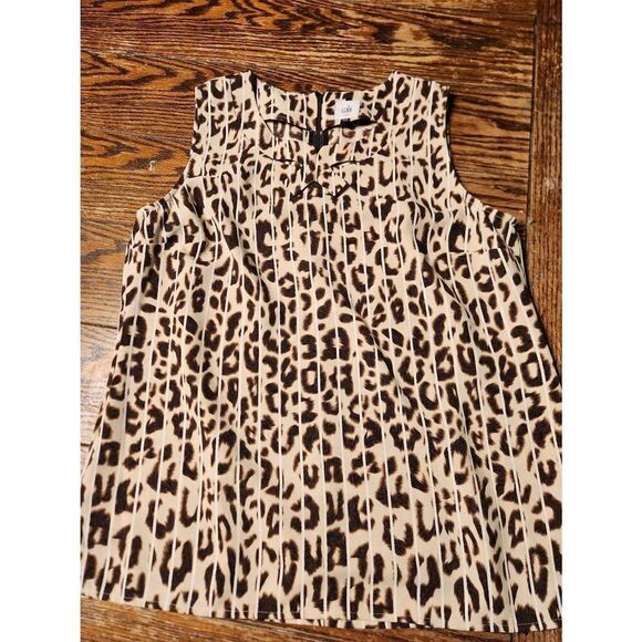 CAbi 3070 Ginger leopard Top Size Medium - Picture 2 of 5